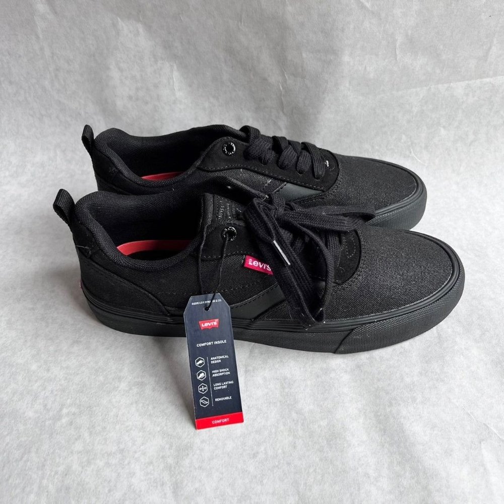 Levi's Womens Naya Pin Perf Sporty Fashion Skate Sneaker Shoe NWT